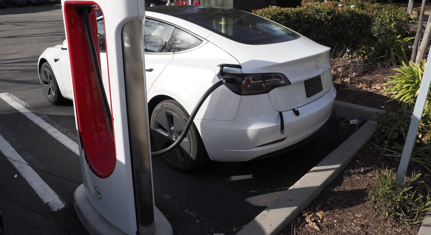 Цените на електромобилите ще изравнят тези на колите с двигатели с вътрешно горене?