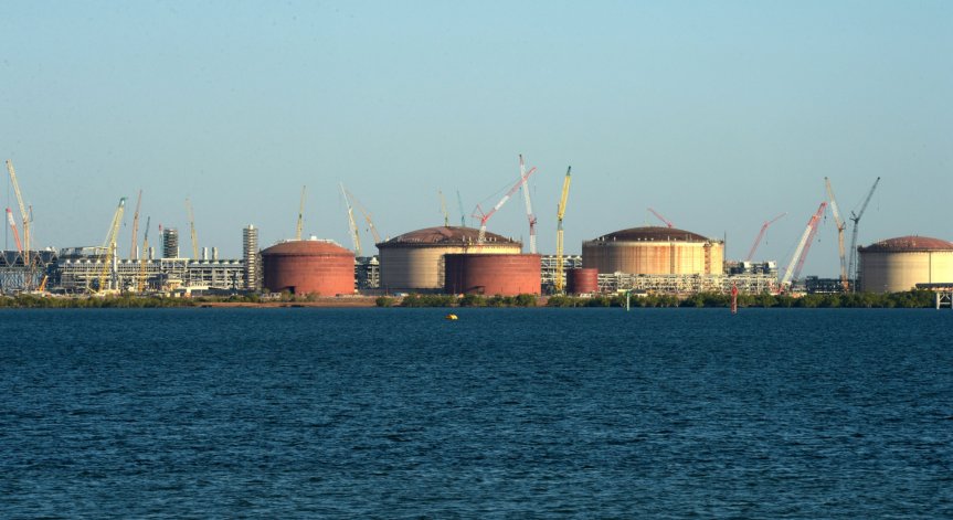 Австралия обмисля ограничаване на износа на втечнен газ