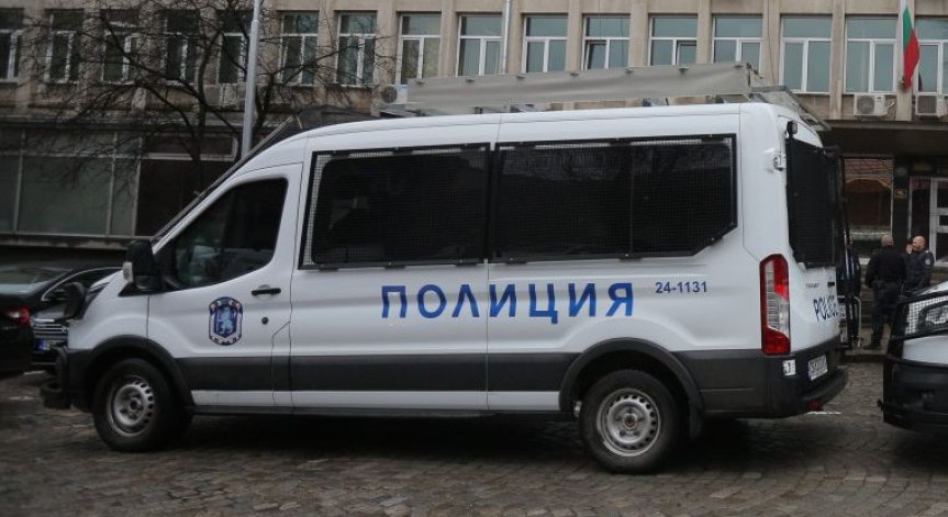 Мъжът е бил във видимо нетрезво състояние.