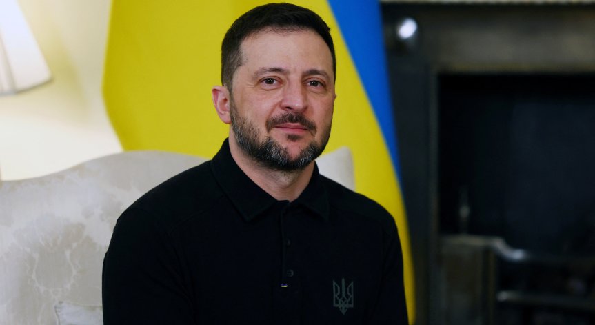 Реакцията на Зеленски дойде след ударите от петък вечерта.