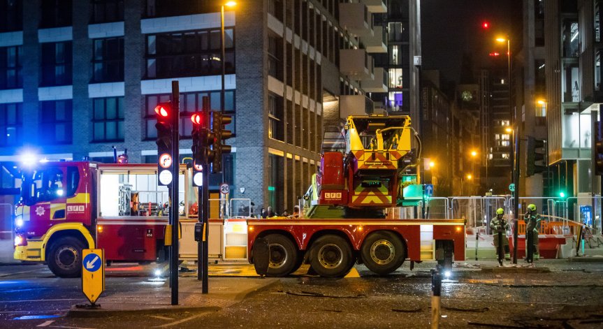 Евакуираха 120 души заради пожар в жилищна сграда в Лондон