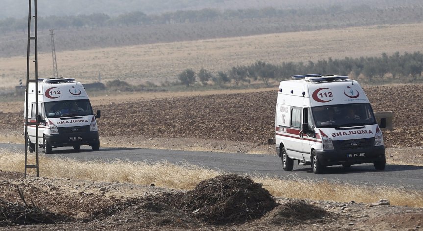 Четирима загинали и десетки ранени след взрив във фабрика в Турция