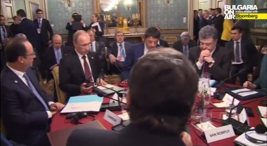 Путин и Прошенко се договориха за изпълнение на протокола в Минск