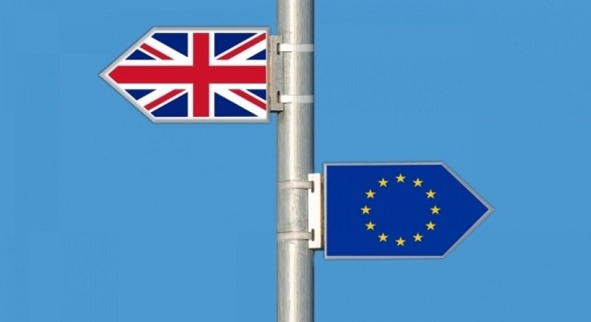 Критикуват Тереза Мей заради бавенето на Брекзит