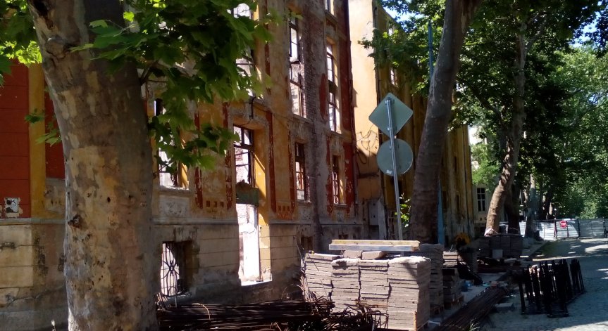 Прокуратурата се усъмни в законността на събарянето на тютюневия склад в Пловдив