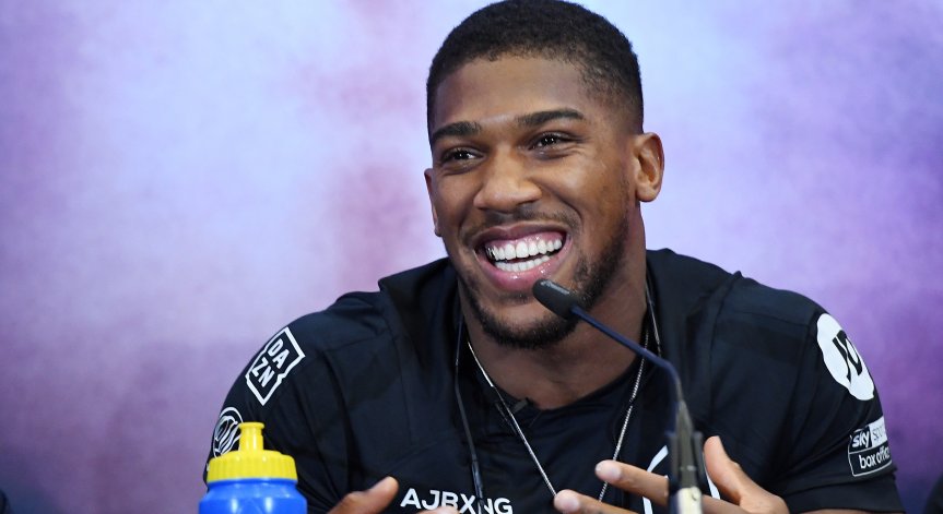 Антъни Джошуа е фаворит на букмейкърите за спортна личност на 2021 г.