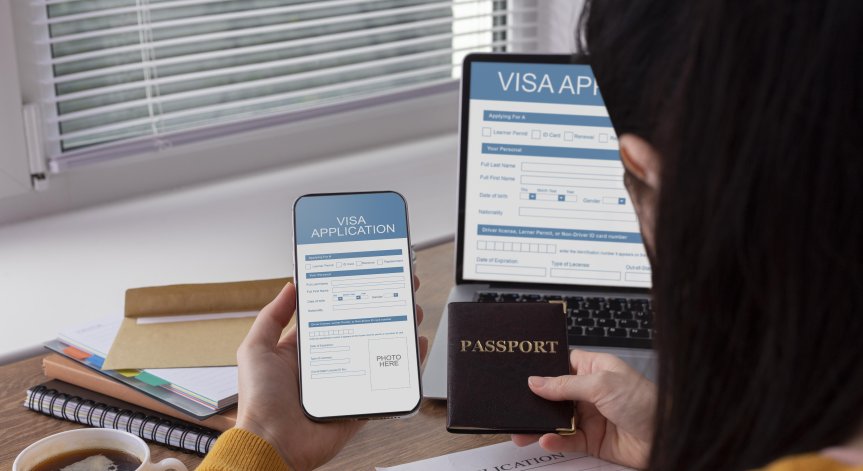 Правителството променя начина за издаване на визи