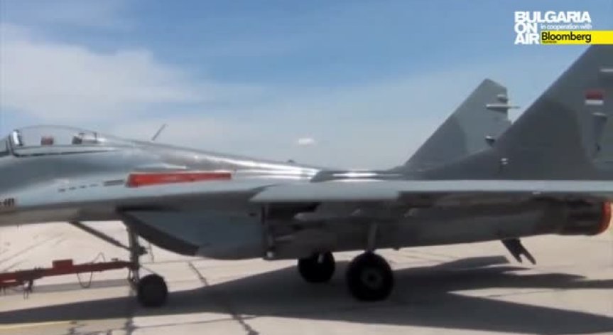 Сърбия посреща Владимир Путин с военен парад в Белград