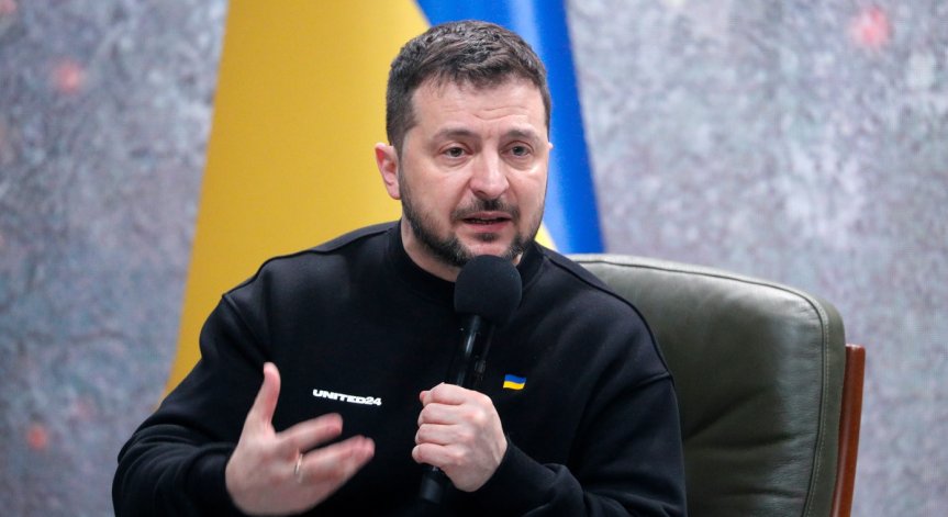 Зеленски: Врагът не брои хората, които изпраща да ни атакуват в Бахмут