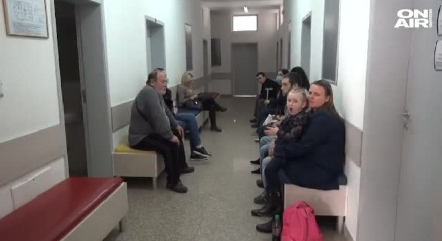 Здравното министерство и НЗОК: Болните да се лекуват с най-евтините медикаменти