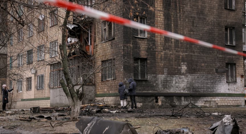 Руски ракети удариха промишлен обект в Кременчук, избухна пожар