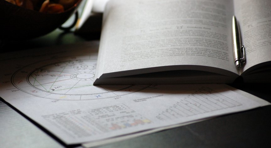 Хороскоп за 25 октомври: Овните да намалят темпото, Рибите да не бързат с новите проекти