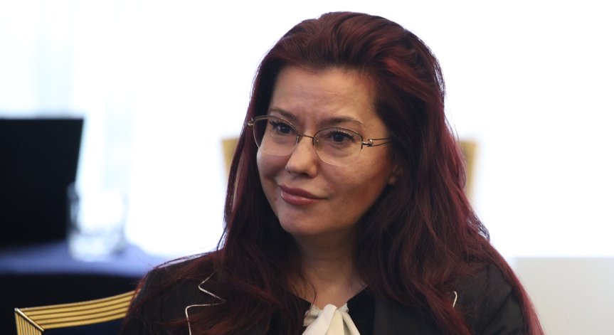 Иванка Динева отново поема ръководството на 