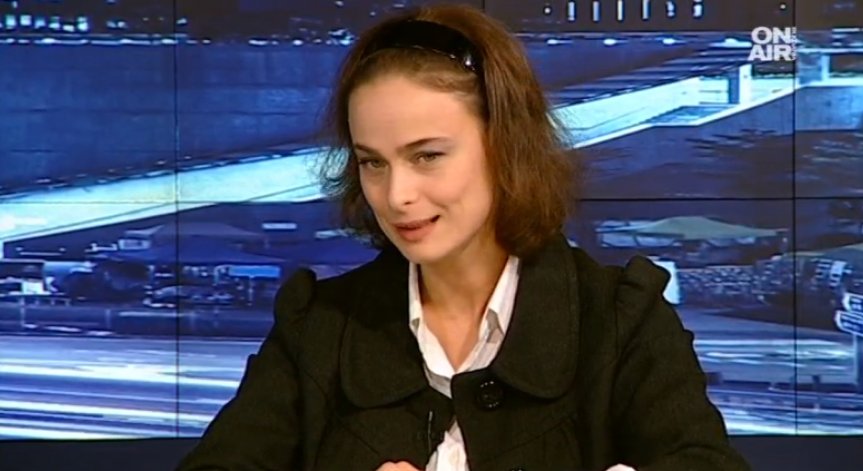 Йоана Буковска-Давидова с иновативен моноспектакъл с добавена реалност
