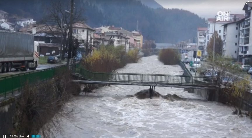 След обилните валежи: Обстановката в страната се нормализира