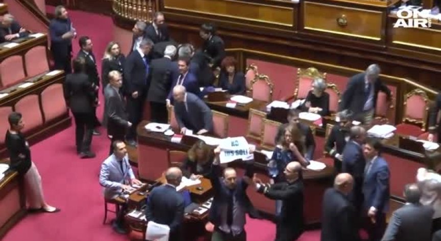 Бой в парламента на Италия заради закон за децата на мигранти