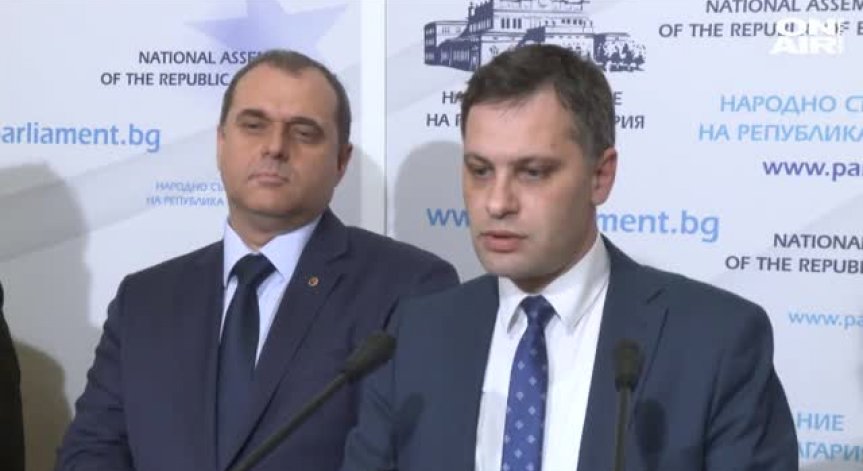 Без помощи за безработните, демонстриращи висок стандарт на живот