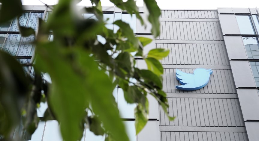 Twitter иска помощ от потребители: Ще подобрява алгоритъма си за препоръчано съдържание