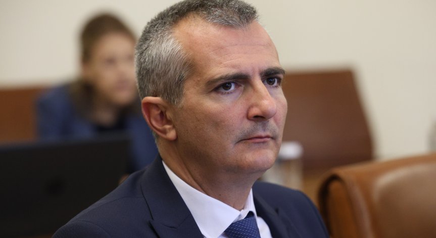 Спортният министър: ЦСКА чака екологична оценка и може да строи нов стадион