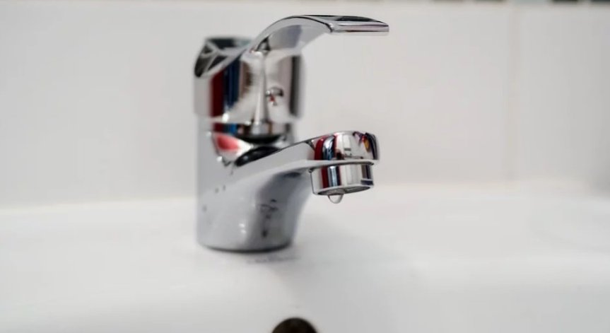 Погнаха МОСВ и МРРБ заради кризата в Перник