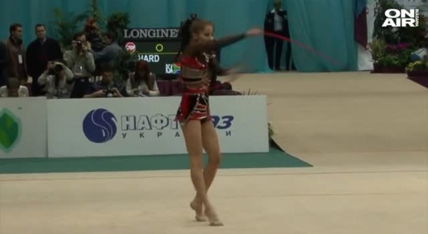 Златното момиче Симона Пейчева навърши 33 години