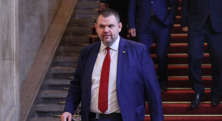 Пеевски: Ще се разшири кръгът от лица, които президентът може да избере за премиери
