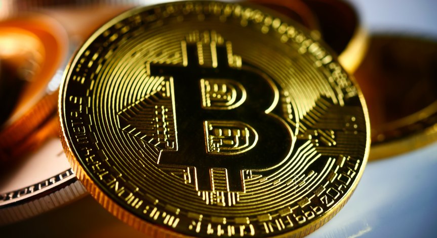 Стойността на биткойна се срина – какви са прогнозите за криптовалутата
