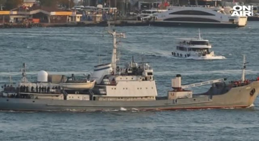 Руски разузнавателен кораб се сблъска с турски в Черно море