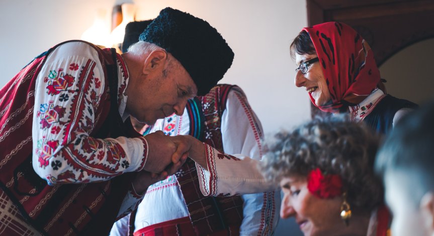 Отбелязваме Сирни заговезни - деня за искане и даване на прошка