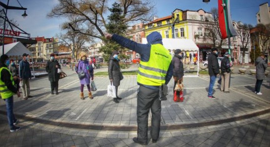 Полицията и екипи на РЗИ тръгват на проверки за 