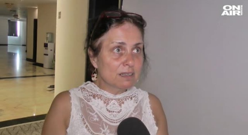 Ударената придружителка на незрящи туристи в Несебър проговори