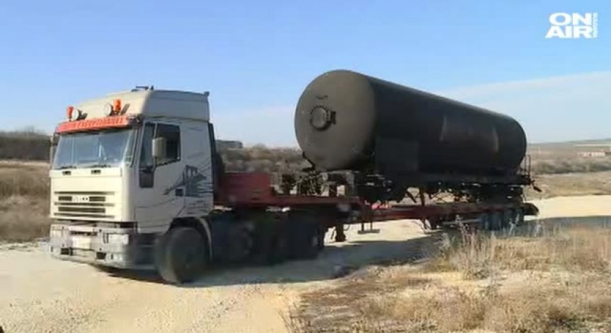 Продължават експертизите след експлозията в Хитрино