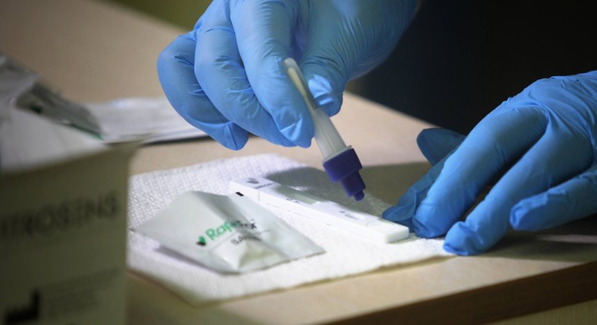 Румъния ще тества всички ученици два пъти седмично