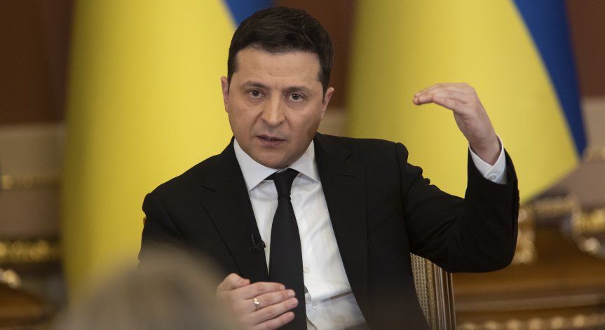 Зеленски: Увеличаваме украинската армия със 100 000 души през следващите 3 г.