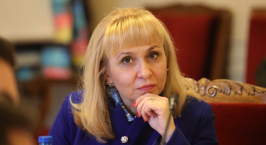 Омбудсманът: Недостигът на специалисти бави ТЕЛК решенията за деца до 16 години