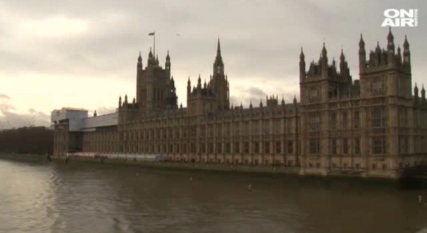 Евакуират кралското семейство при размирици поради Brexit без сделка