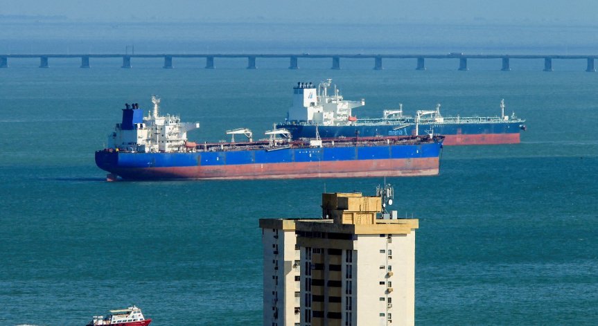 Битка между САЩ и Китай за гръцките пристанища