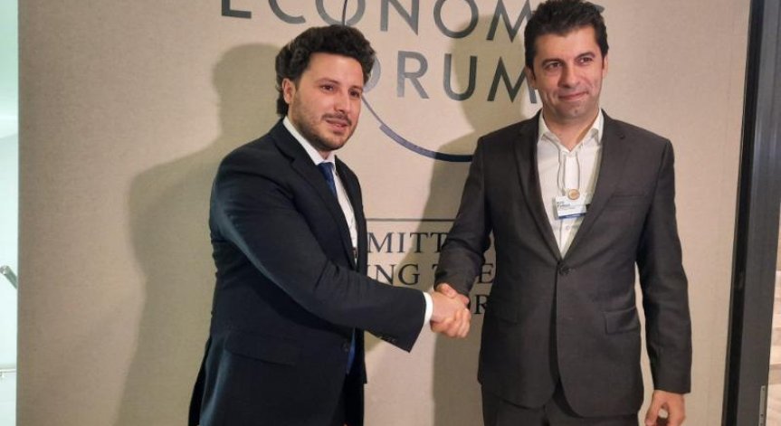 Петков проведе серия от двустранни срещи в Давос