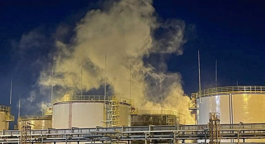 Дронове поразиха и спряха работата на 18 руски рафинерии от началото на 2024 г.