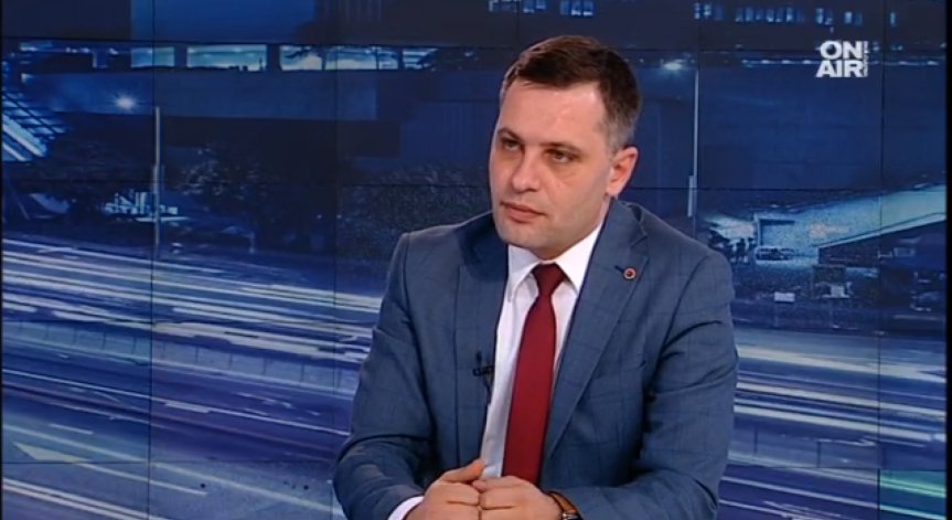 Патриот: Много други депутати, които са правили подобни грешки, са си подавали оставките