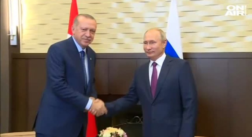 Путин на визита при Ердоган: Първа копка от 