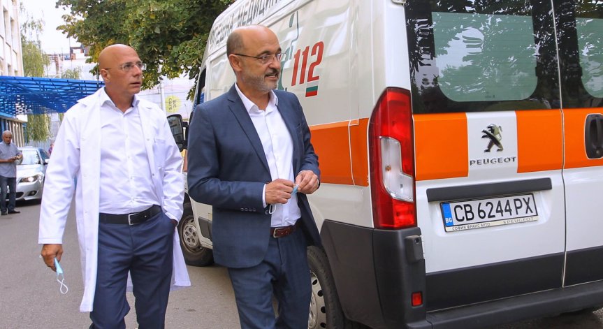 Министър Меджидиев: Ще обучаваме наши медици по стандарта HEMS 