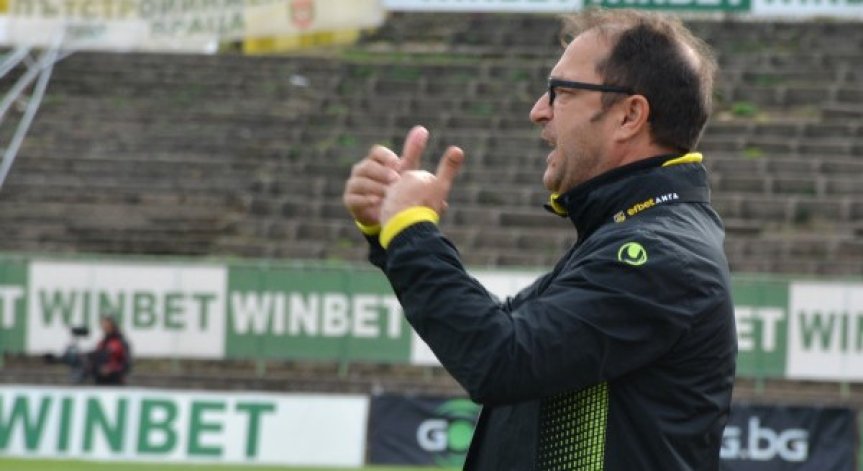 Собственикът на Ботев Пловдив никак не е доволен, иска оставки