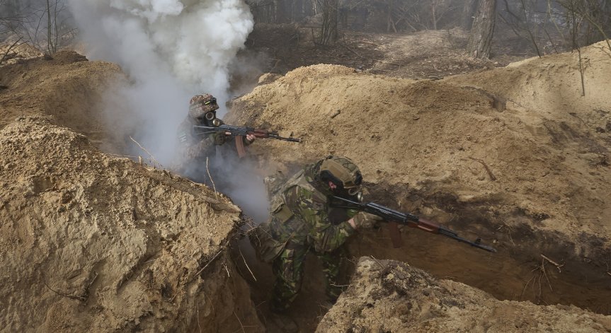 Украинските военни отстъпват на Източния фронт