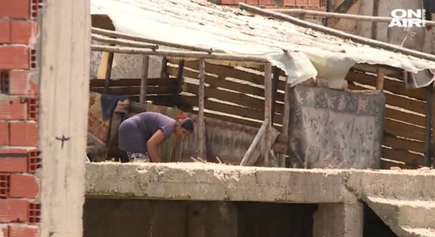 Спират детските надбавки при 5 неизвинени отсъствия от училище