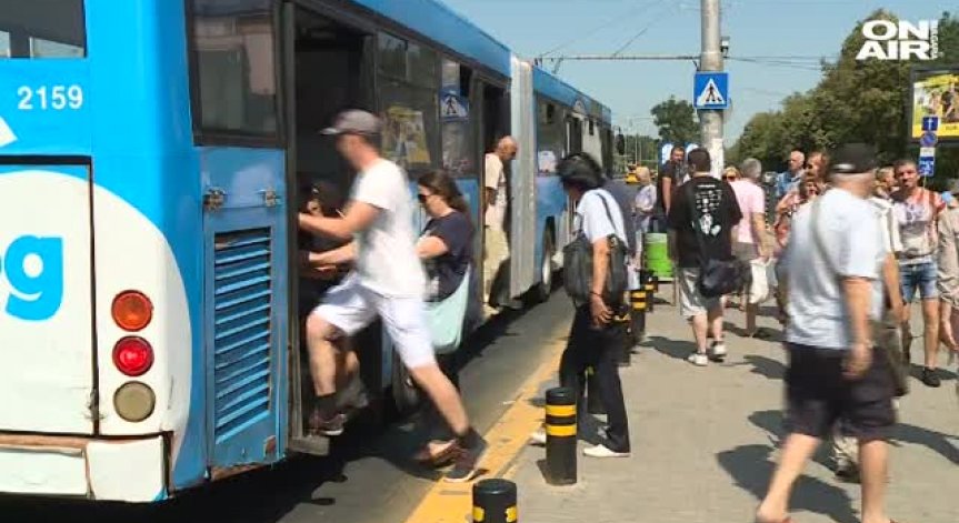 Гратисчия в столичния транспорт си купи билет за 255 лв.!