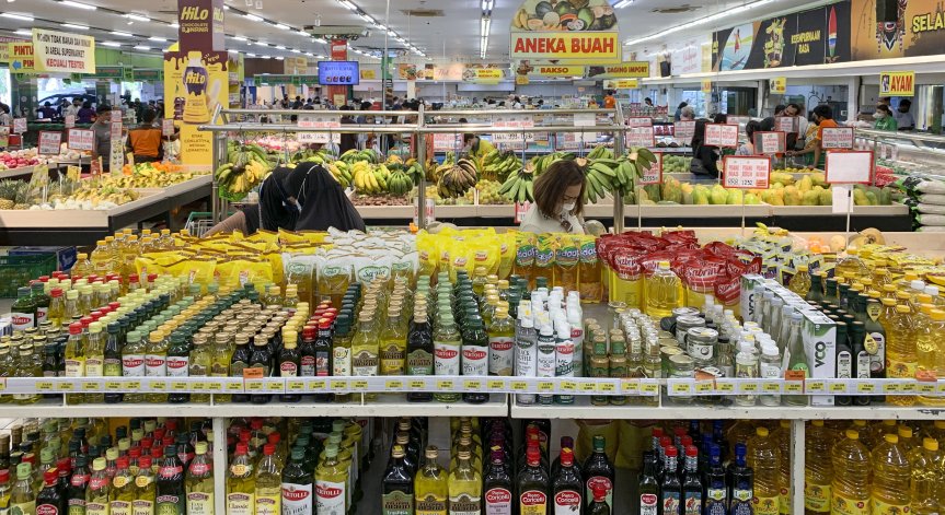 Индонезия отмени забраната за износ на палмово масло
