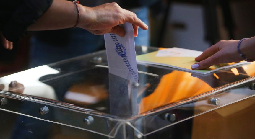 На първия тур никой от кандидатите не събра нужните 50+1%.