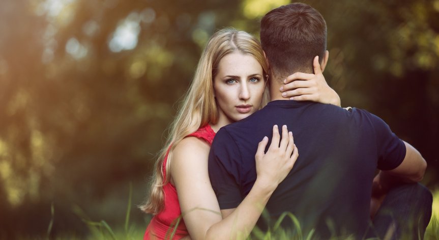 Несигурността и нараненото самочувствие издават токсичните връзки