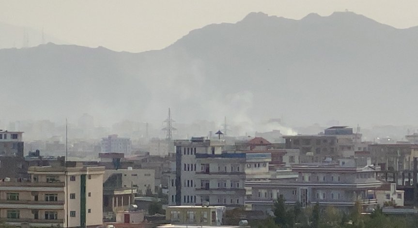 Двама души са загинали при мощна експлозия в Кабул